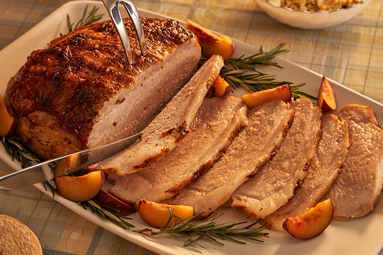 Pernil Perdigão ao Molho de Claybom Sabor Manteiga e Limão e Farofa de Bacon