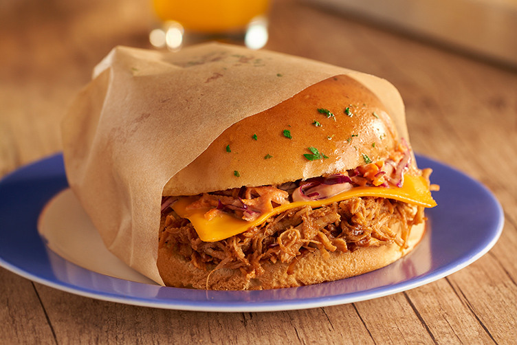 Sanduíche de Frango Desfiado de Travessa