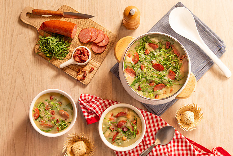 Caldo Verde com Bacon e Calabresa Perdigão