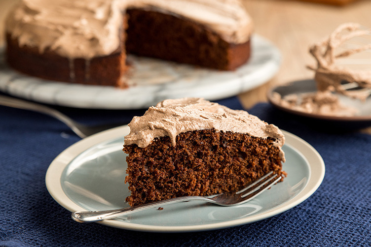 Bolo de Chocolate com Glacê de Claybom