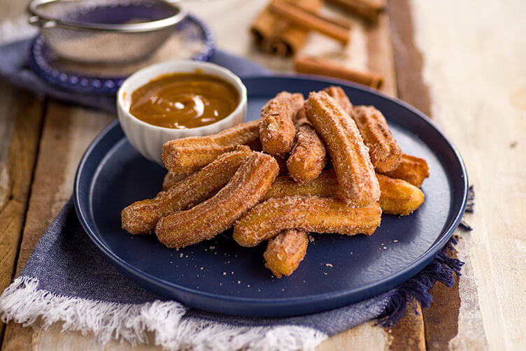 Churros com Doce de Leite